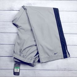 Nike Windbreaker Athletic Pants