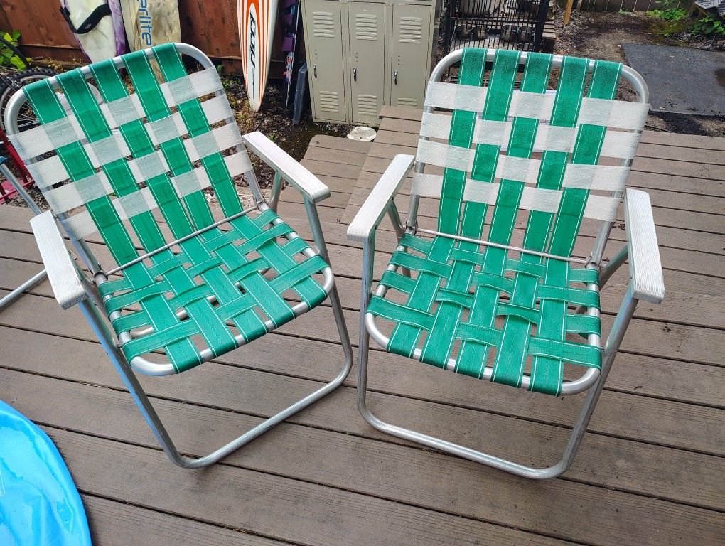 2 Matching Vintage Beach Aluminum Folding Chairs Pair