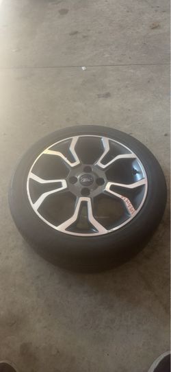Ford eco sport tire and rim