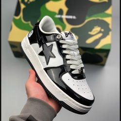 A Bathing Ape BAPE STA Low Black/White sneakers Size [9,10,11]