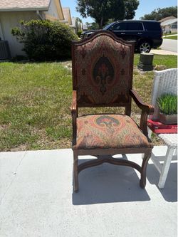Antique CHAIR
