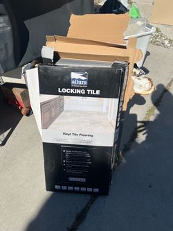 Allure Flooring! (2boxes)