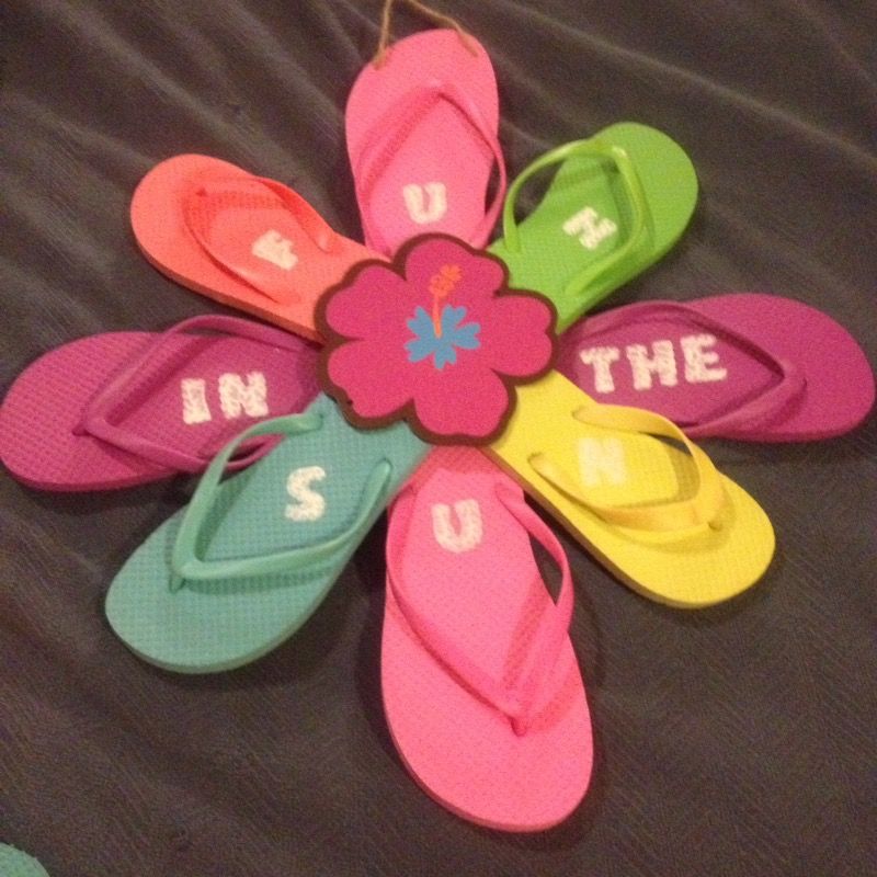 Flip flop wreath