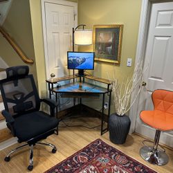 Corner Desk Setup