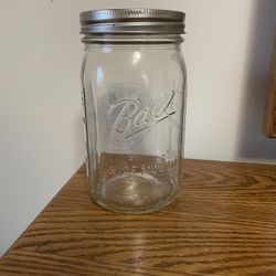 6 Ball  Mason Jars 32 oz