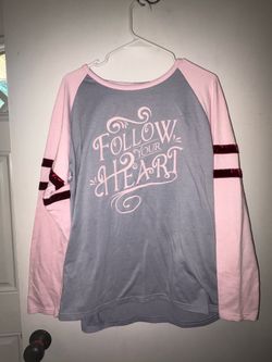 Tees2urdoor “Follow Your Heart” Graphic Raglan Tee | Women’s Large