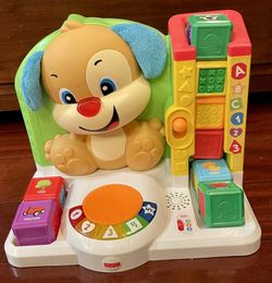 Fisher-Price Laugh & Learn First Words Smart Puppy blocks lights alphabet