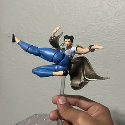 Amazing Yamaguchi Revoltech Chun li