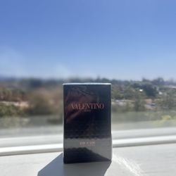 Valentino Born In Roma Coral Fantasy 