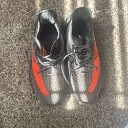 Yeezy Boost 350 V2 Beluga