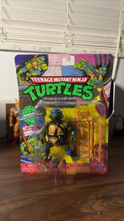 TMNT Leonardo Retro Figure
