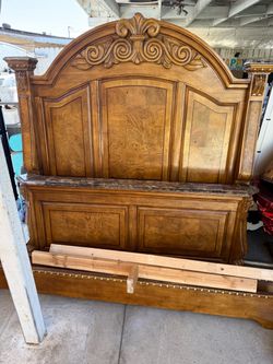 Queen Bedroom Set