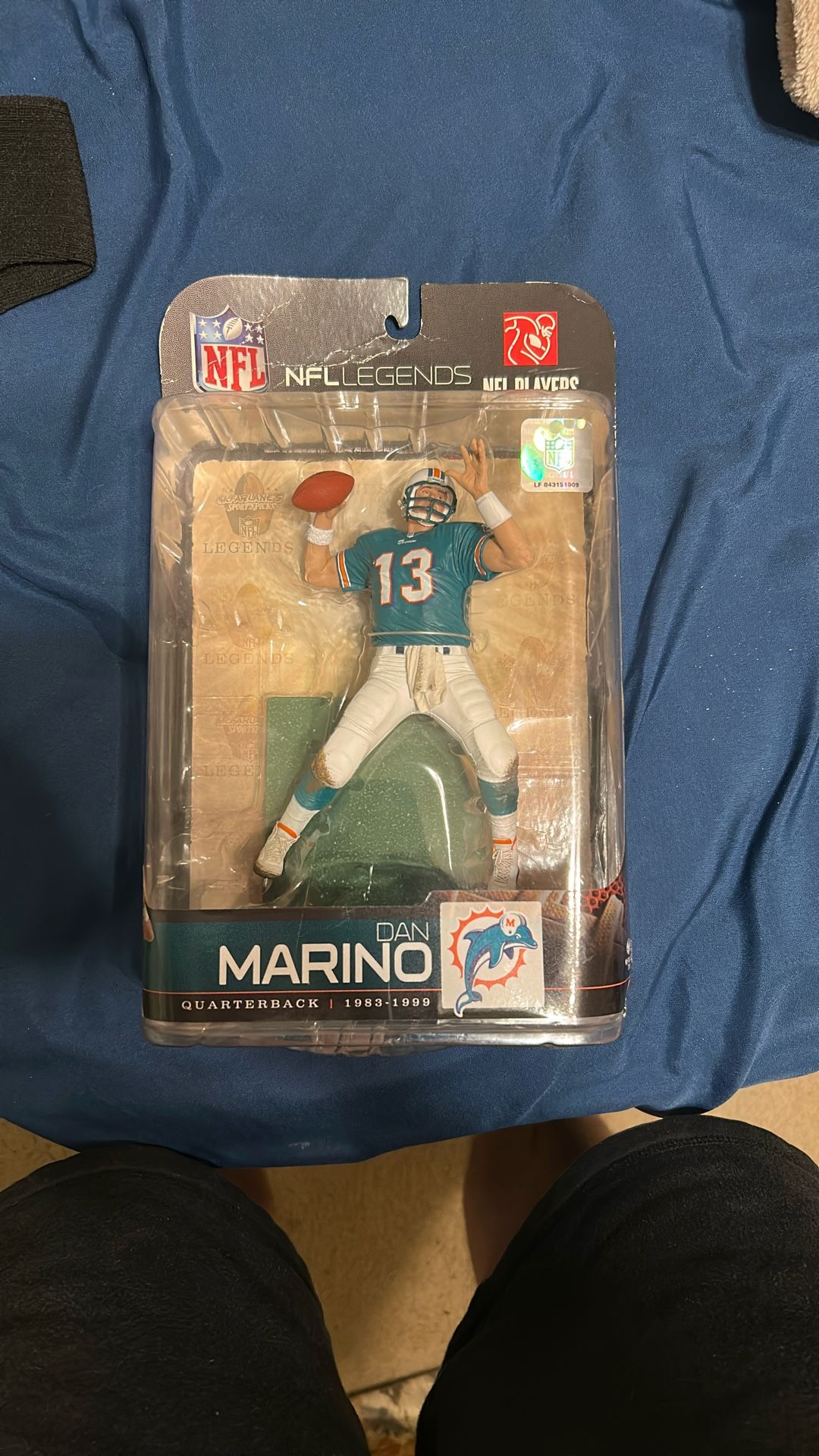 Dan Marino NFL Legends Figure