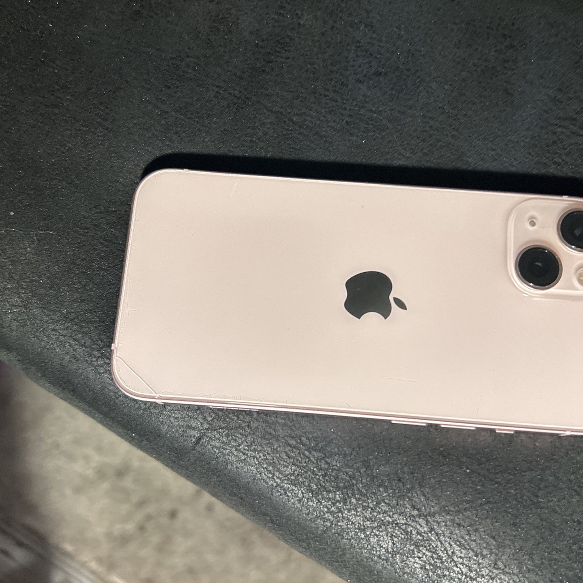 Pink Verizon iPhone 13 128gb 