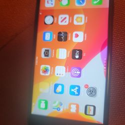 Unlocked IPhone 7 Plus 32gb