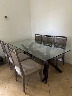 Dinning table