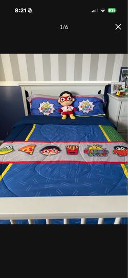 Ryan comforter set