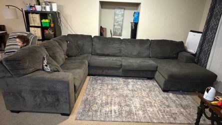 Ashley Furniture sectional with chaise