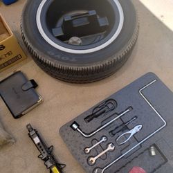 Lexus ES330 Full Spare Tire Kit – OEM Rim + Tools + Jack + Manuals (2005)
💲$220 OBO | 📍Santee (92071)