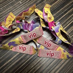 COACHELLA SUNDAY ONLY WEEKEND 2 -$350 Each 