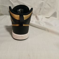 KIDS- NIKE AIR JORDANS 