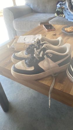 Boys shoes