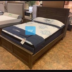 By Ashley Signature Juararo Queen Panel Bed ☀️ Brand New 💥