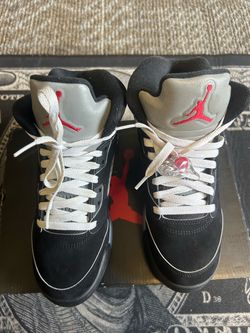 Jordan 5 metallic size 6y