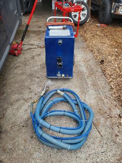 HEATED CARPET EXTRACTOR WORKS PERFECT 