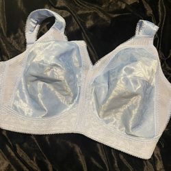 NWOT Playtex Size 38DD Light Blue Bra.  Com Mfort Straps