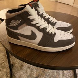 Nike Air Jordan Men’s Size 9.5 (New)