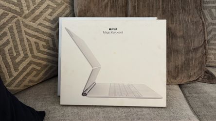 iPad Magic Keyboard 13 inch for iPad Pro (White)