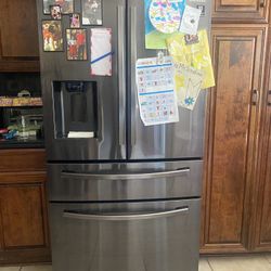 Refrigerator 