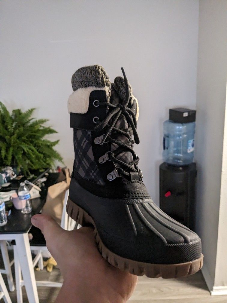 Boots size 7 Woman 