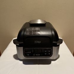 Ninja Foodi Pro 5-in-1 Indoor Grill 4-Qt Air Fryer