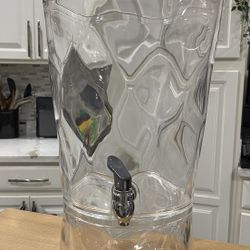Acrylic Beverage Dispenser 3 Gallon
