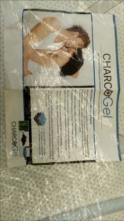 12" THICK QUEEN CHARCOAL MEMORY GEL MATTRESS & BOX SPRING