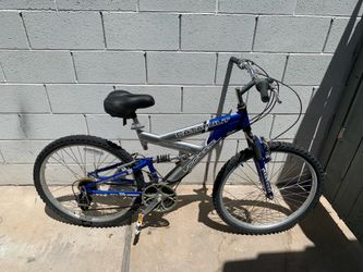 Vertical aluminum Bike Bicycle 26inch wheels- new inner tubes- 21 speeds- Full Suspension- gears and brakes work