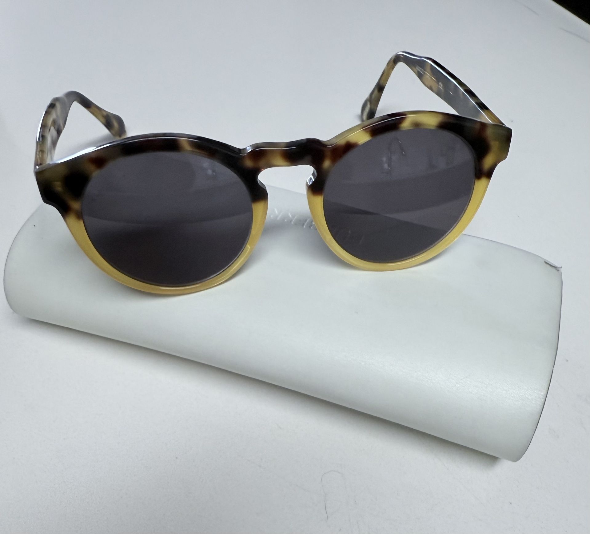 Sunglasses SEE