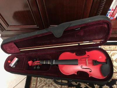 Red 4/4 full size violin with case & Bow & Rosin Good Condition