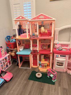 Barbie house With Furniture