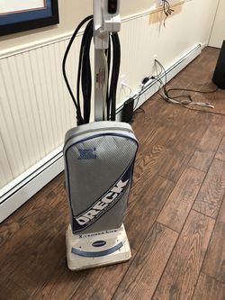 Orek upright vacuum