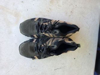 Camouflage shoes