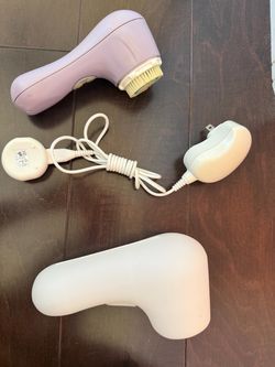 Clarisonic MIA 2 with travel case and charger