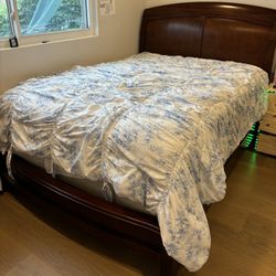 Queen Bed Frame 