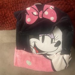 New Minnie Mouse Hooded Towel