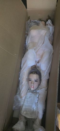 Sexual doll (real size)
