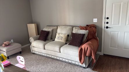 Furniture set for sale