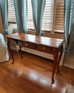 Queen Anne Style Console Table with Three Drawers
