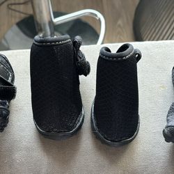 Zapatos Para Perrito 5 De ancho 7 De Largo 